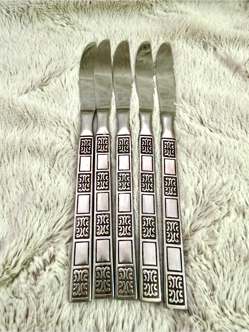 Vintage 1970’s Rebacraft Set of 5 stainless steel knives